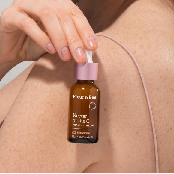 NIB fleur and bee nectar of the c vitamin C serum - Picture 4 of 8